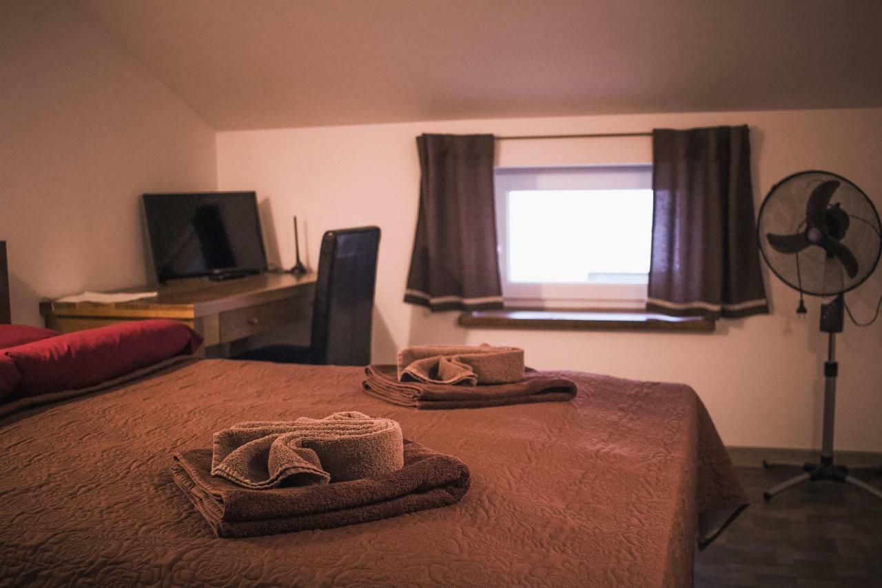 Ventspils Centra Apartamenti Экстерьер фото